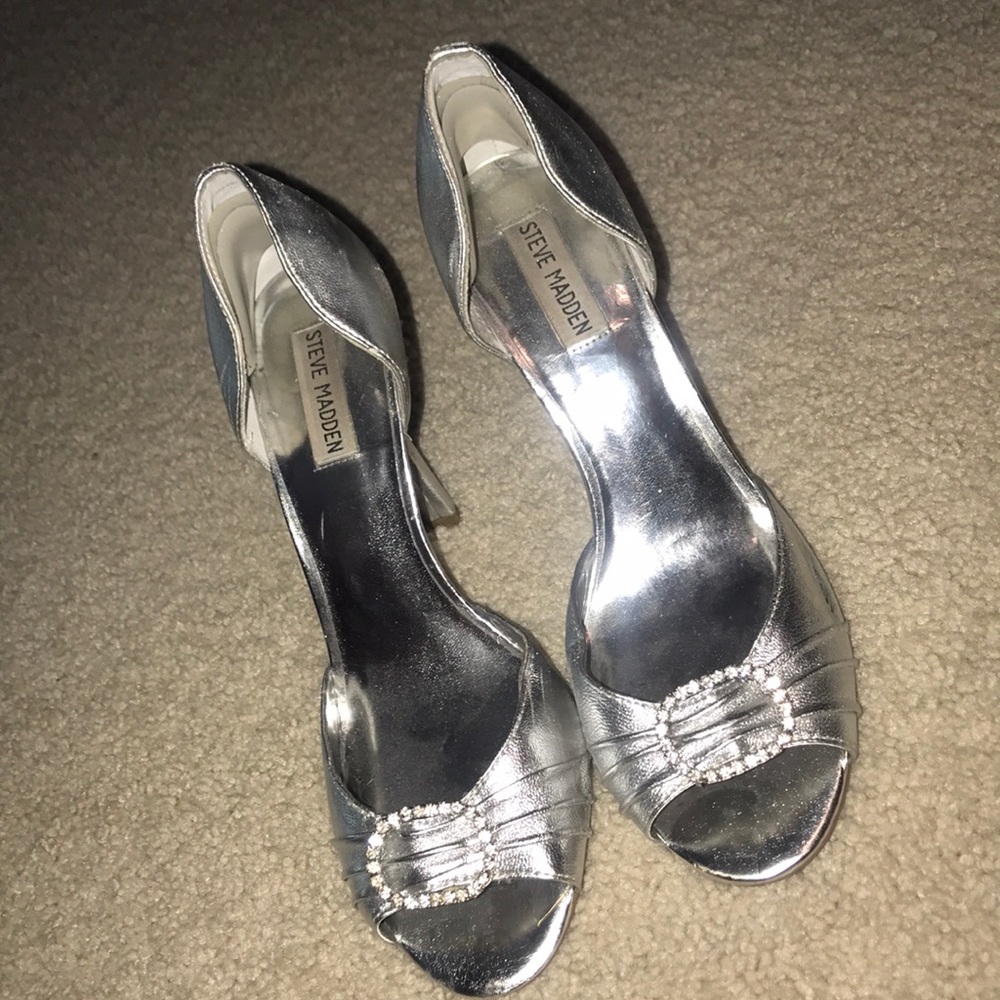 Steve Madden pumps